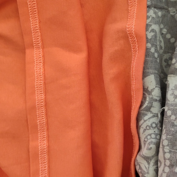 ✨Host Pick✨ Aofur Cool Shoulder Dress - Picture 6 of 6